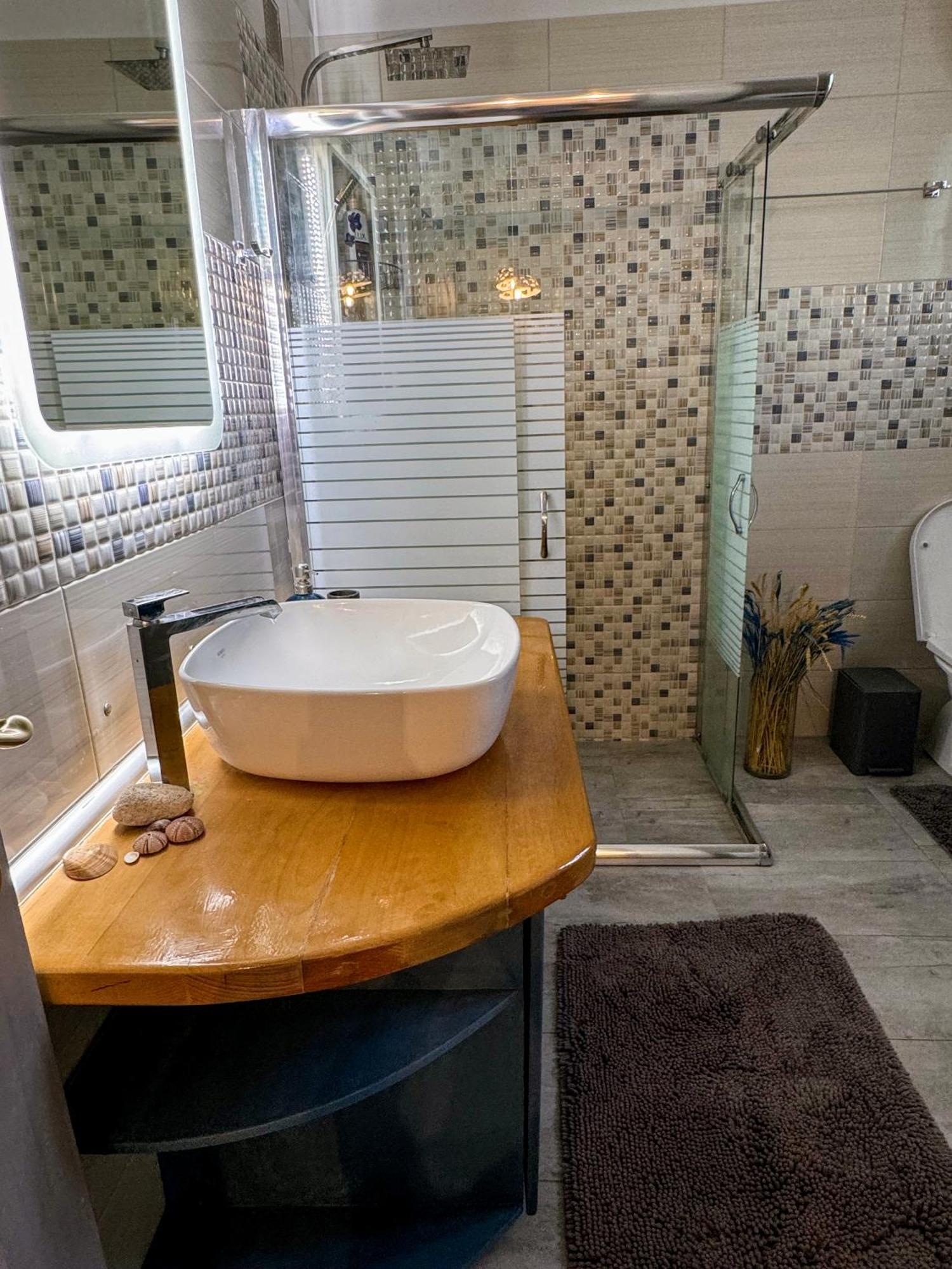 Villa Giasemi Aegina, Modern House Extérieur photo